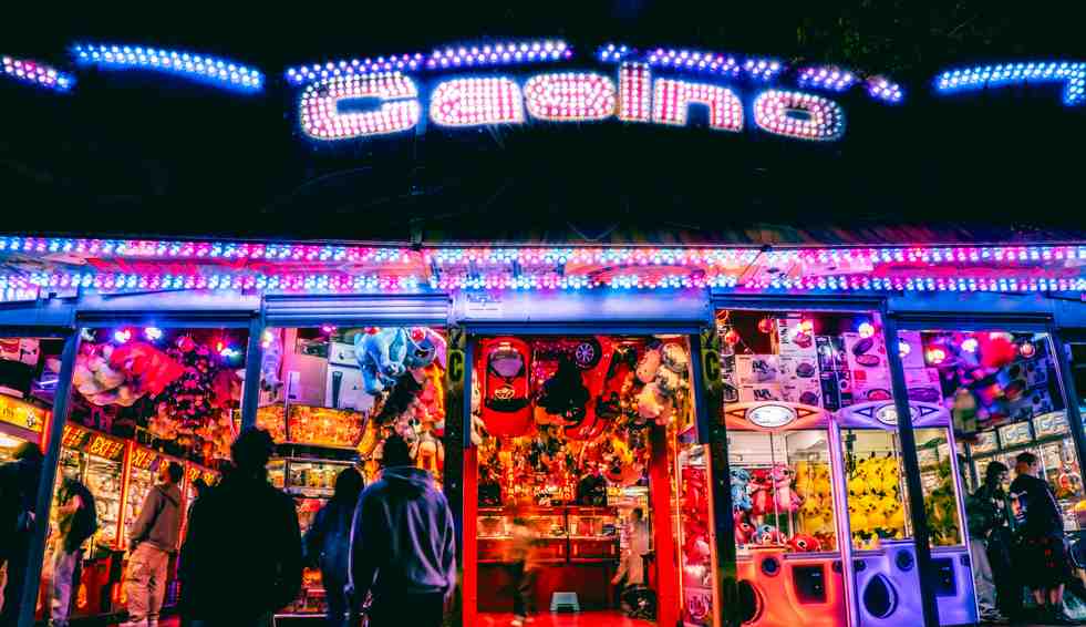 https://wildrobin-casinoat.com